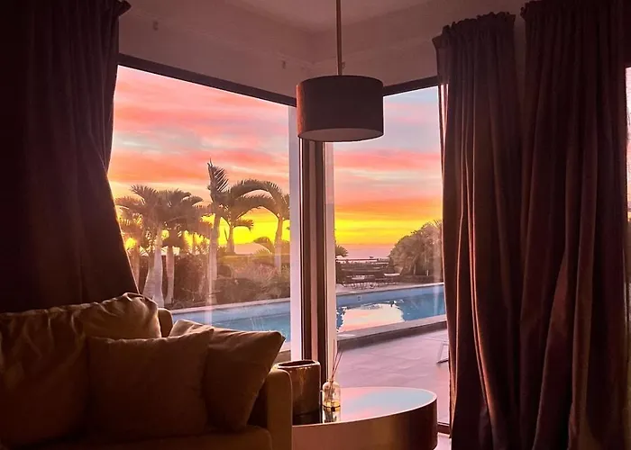 Vila Hc Luxury Celavella